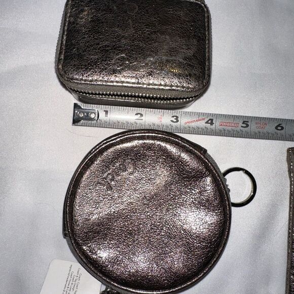 COACH essentials bundle - Picture 15 of 16